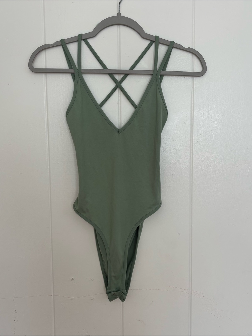 Capelli of New York Olive Green Crisscross Back Bodysuit